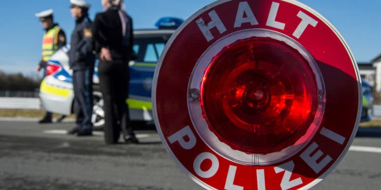 halt polizei
