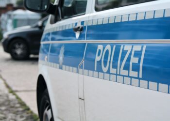 Buttersäure in Autolüftung gegossen 12 polizei