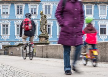 untere bruecke bamberg fahrrad kind verkehr