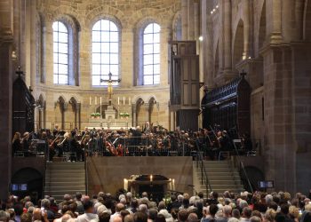 Die Bamberger Symphoniker spielen mit Ehrendirigent Herbert Blomstedt Bruckners Symphonie Nr. 9, Quelle: Pressestelle Erzbistum Bamberg/Patricia Achter