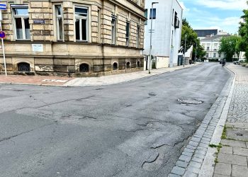 Der Straßenbelage in der Richard-Wagner-Straße ist stark sanierungsbedürftig, Quelle: Stadt Bamberg, Sonja Seufferth