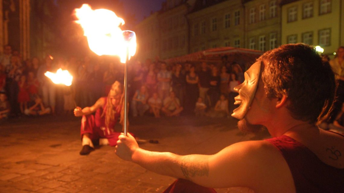 Bamberg Zaubert bietet neben spektakulären Feuershows auch andere spannende Sehenswürdigkeiten, Quelle: Stadtmarketing Bamberg / Ronald Rinkleff