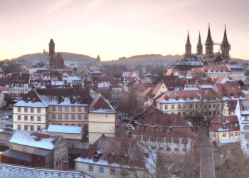 Bamberg im Winter (Panorama), Quelle: Bamberg Tourismus & Kongress Service/Pressestelle Stadt Bamberg