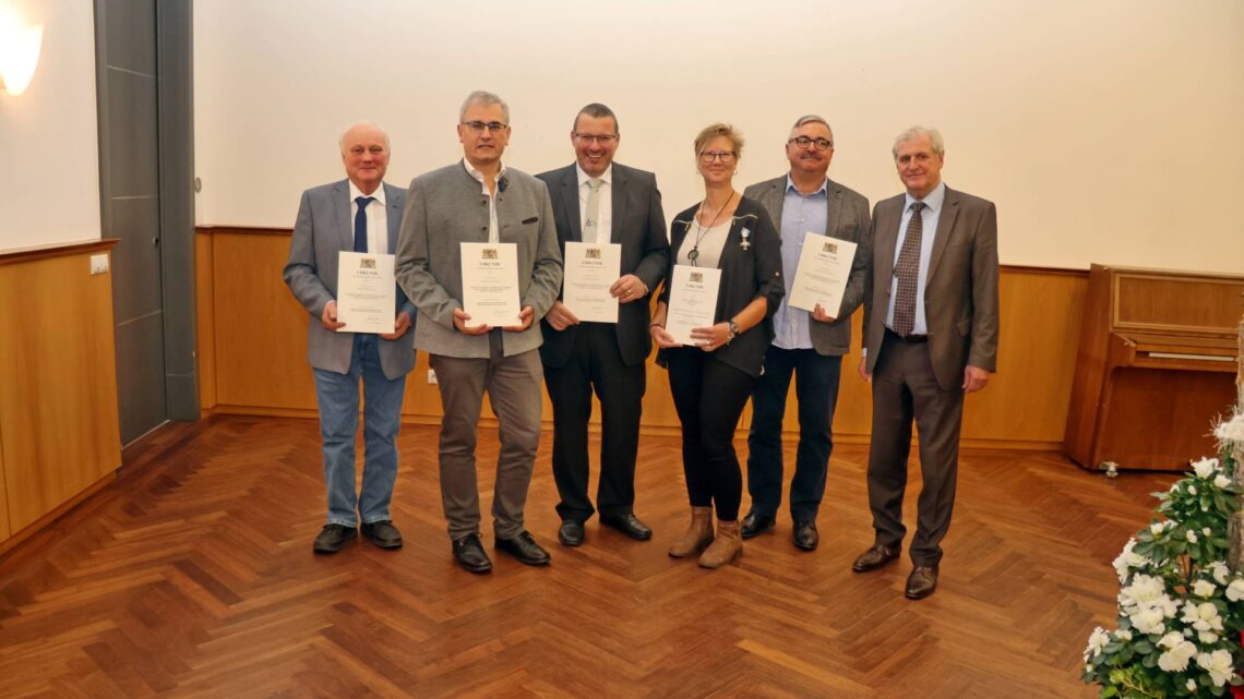 Gruppenbild (Quelle: Heinrich Hoffmann)