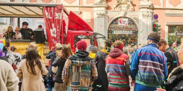 Faschingsdienstag in Bamberg: Umzug sorgt für Sperrungen 13 Bild vom Faschingsumzug (hier ein Bild aus dem Jahr
2023) Quelle: Stadtarchiv Bamberg, Sina Schraudner