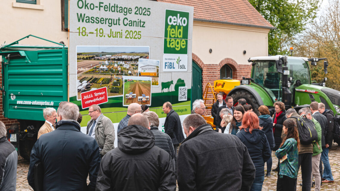 Geräteschau bei den Öko-Feldtagen. Quelle: HENRIKM.FOTOGRAFIE