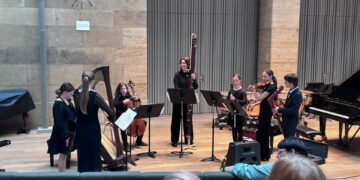 Das Alte-Musik-Ensemble der Musikschule beim
Preisträgerkonzert in Augsburg. Quelle: Landesausschuss Jugend musiziert