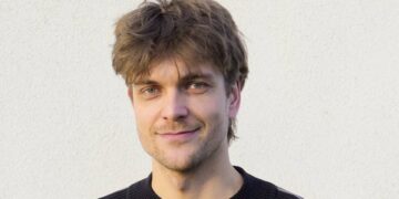 Markus Thielemann stellt seinen Roman 'Von Norden rollt ein Donner' an der Universität Bamberg vor. Seine Lektorin Agnes Brunner wird das Gespräch moderieren. Quelle: Gregor Kieseritzky