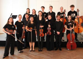 Junges Kammerorchester Bamberg nach dem
Konzert im Spiegelsaal 2024. Quelle: Städtische Musikschule Bamberg