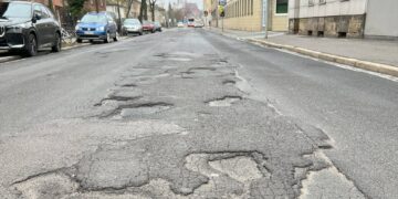 Diesem Zustand wird jetzt ein Ende bereitet: Bamberg Service saniert
die Brennerstraße zwischen Georgenstraße und Zollnerstraße.
Quelle: Stadt Bamberg, Steffen Schützwohl