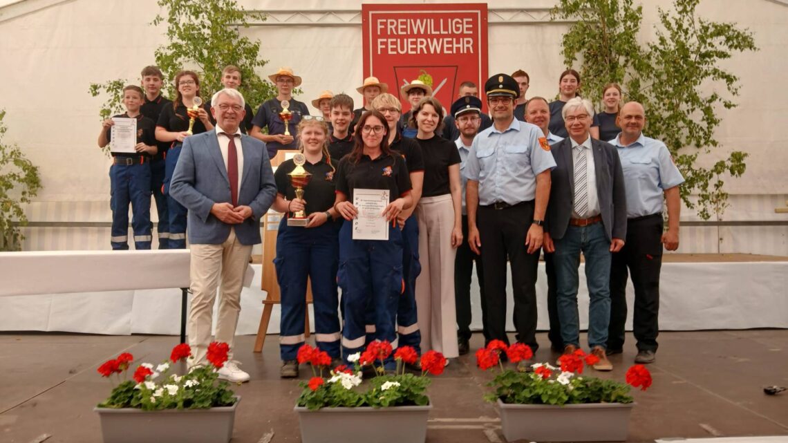 Gruppenfoto. Quelle: Kreisbrandinspektion Bamberg