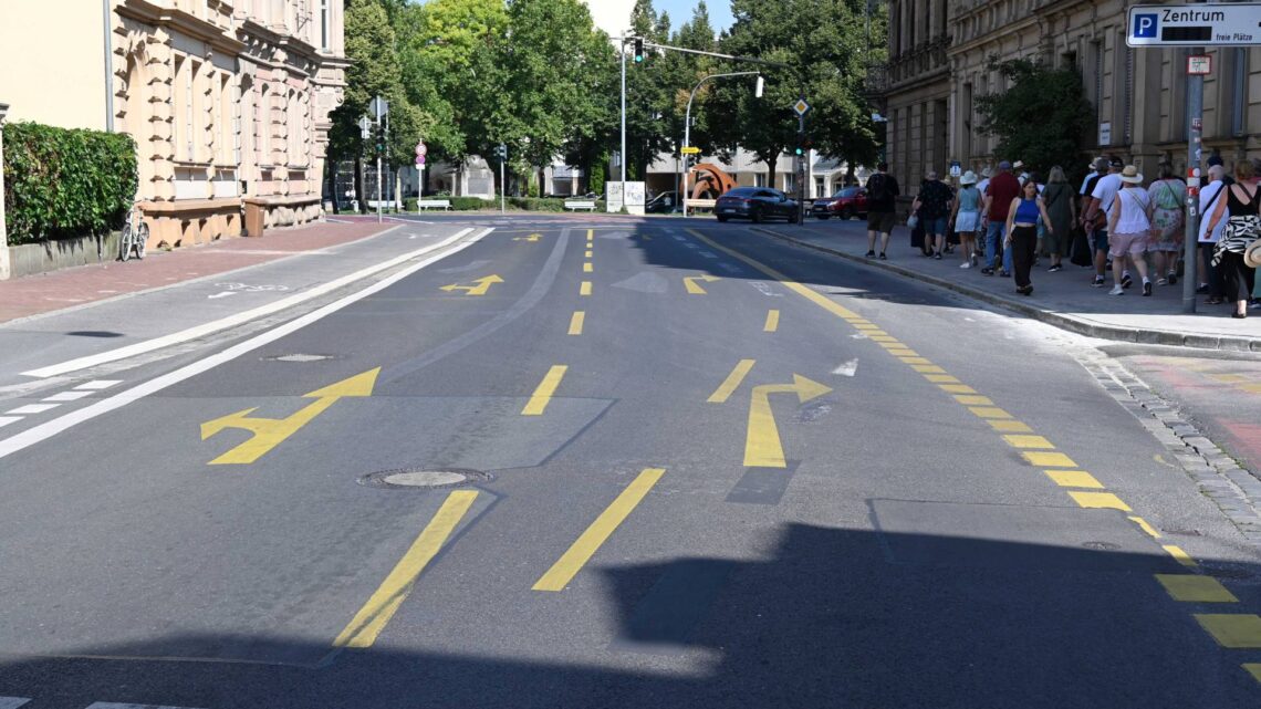Rund um den Markusplatz wird die Straßendecke
saniert. Teilsperrungen vom 1. bis 14. September sind deshalb
unausweichlich. Quelle: Stadt Bamberg, Gerhard Beck