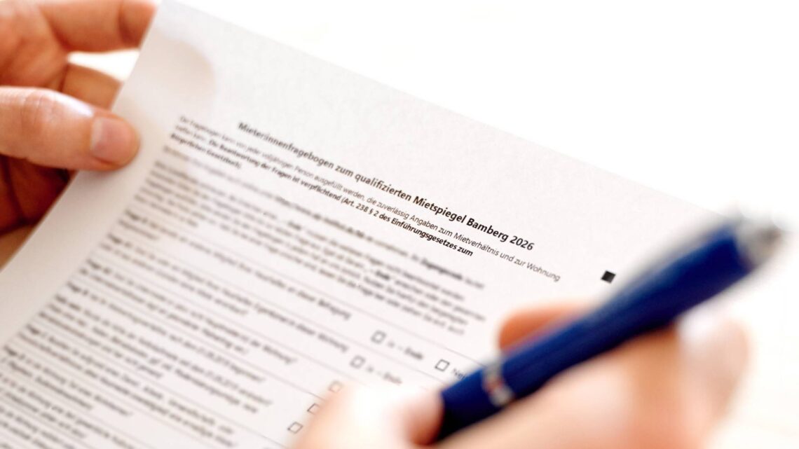 Erhebung zum Bamberger Mietspiegel 2026 gestartet 10 Ab Anfang September werden zufällig ausgewählte
Mieterinnen und Mieter sowie Vermieterinnen und Vermieter gebeten,
sich an der Befragung zum Bamberger Mietspiegel 2026 zu beteiligen. Quelle: Stadt Bamberg, Sonja Seufferth