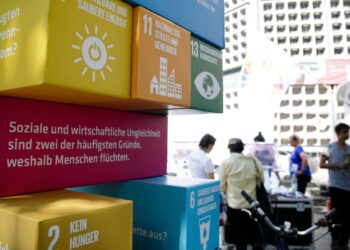 Die 17 Ziele für nachhaltige Entwicklung stehen im Fokus der Arbeit von Engagement Global. Quelle: Janine Schmitz, photothek.net