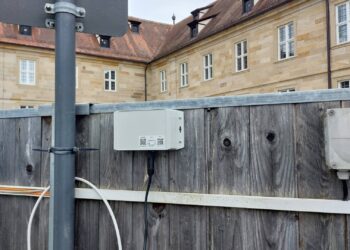 Klein, aber Oho! Ein Sensor für das Digitale Besuchsleitsystem. Quelle: Stadt Bamberg, Smart City Bamberg