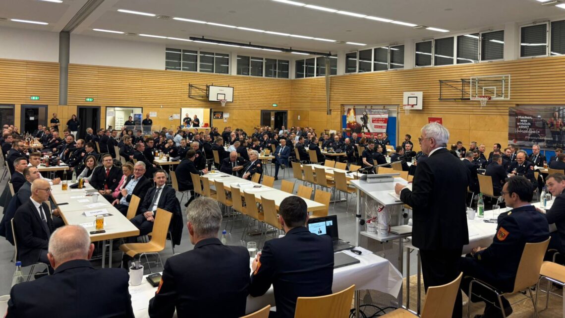 Jahresversammlung der Feuerwehrführungskräfte im
Landkreis Bamberg. Quelle: Kreisbrandinspektion Bamberg