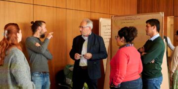 Bamberg startet Forschungsprojekt zu Energiegemeinschaften 16 Beim Auftaktworkshop in Bamberg diskutierten die Teilenehmerinnen
und Teilnehmer ausführlich zu Energiegemeinschaften. Quelle: Stadt Bamberg, Sonja Seufferth