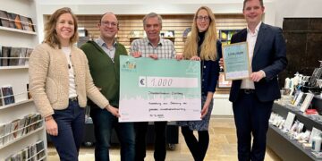 'MitMachKlima'-Preis 2025 für das Diözesanmuseum Bamberg 14 Bild von der
Preisübergabe. (Foto: Pressestelle Erzbistum Bamberg/Harry Luck)