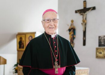 Bamberger Alt-Erzbischof Karl Braun feiert 95. Geburtstag 19 Alterzbischof Karl Braun. Quelle: Pressestelle Erzbistum Bamberg