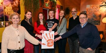 Bamberg setzt Zeichen gegen Gewalt an Frauen 15 Foto: Ronald Rinklef