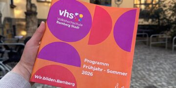 Auf Bildung bauen: Neues Semester an der vhs Bamberg Stadt 13 Das neue Programm Frühjahr-Sommer der
Volkshochschule Bamberg Stadt mit rund 850 Angebote ist ab 2.
Februar online auf www.vhs-bamberg.de zu finden. Gedruckte Hefte
gibt es voraussichtlich ab 4. Februar. Quelle: Lorena Densch