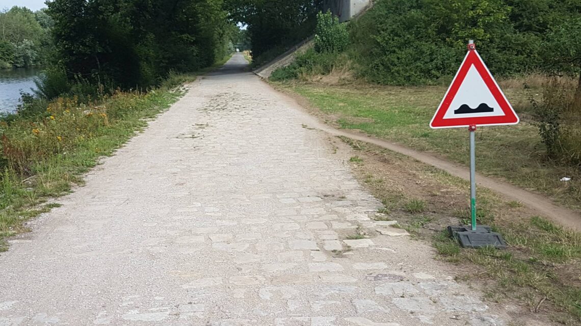 Mängelmeldungen im Radverkehr: Landkreis Bamberg setzt auf Bürgerbeteiligung 10 Gefahrenstelle auf einem Radweg (Quelle: LRA Bamberg/Hammrich)