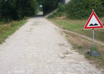 Mängelmeldungen im Radverkehr: Landkreis Bamberg setzt auf Bürgerbeteiligung 10 Gefahrenstelle auf einem Radweg (Quelle: LRA Bamberg/Hammrich)