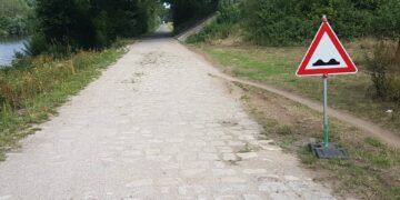 Mängelmeldungen im Radverkehr: Landkreis Bamberg setzt auf Bürgerbeteiligung 12 Gefahrenstelle auf einem Radweg (Quelle: LRA Bamberg/Hammrich)