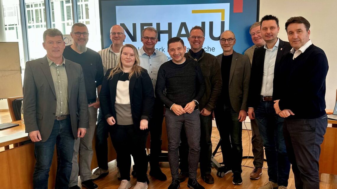 Netzwerk Hauptamtliche Jugendarbeit tagt erstmals im Landkreis Bamberg 10 Bürgermeister und Verwaltung ziehen an einem Strang (Quelle: Landratsamt Bamberg / Schulz-Mayr)