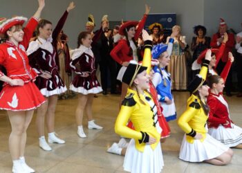 Landkreisgarde beim Sturm auf’s Landratsamt im November 2025 (Quelle: Landratsamt Bamberg/Förtsch)