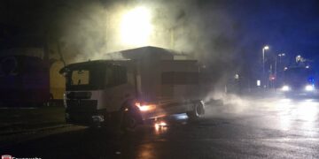 Brand eines Lkw am Markusplatz in Bamberg 1 Bild zum Einsatz 'Brand LKW' am 13.01. Quelle: Feuerwehr Bamberg