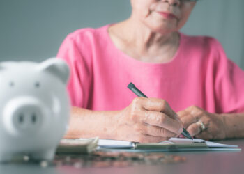 Ab sofort gilt’s! Das ändert sich 2026 für Familien, Jobs & Verkehr in Bayern 12 steuer-musterung-deutschalndticket-aenderungen-2026