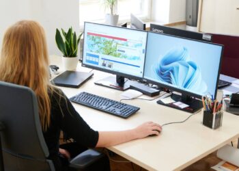 Bambergs neue Homepage nimmt langsam Form an 19 Die Stadt Bamberg erneuert in den kommenden
Monaten ihre städtische Website. Mit einer Umfrage wurden dazu
Wünsche von Bürgerinnen und Bürger für die neue Homepage
abgefragt. Quelle: Stadt Bamberg, Sonja Seufferth