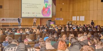 Projekttag gegen Rassismus: Schulen in Bamberg aktiv 13 Projekttag gegen Rassismus 2023 (Quelle: Stadtarchiv Bamberg, Melina Sophie
Knobloch)