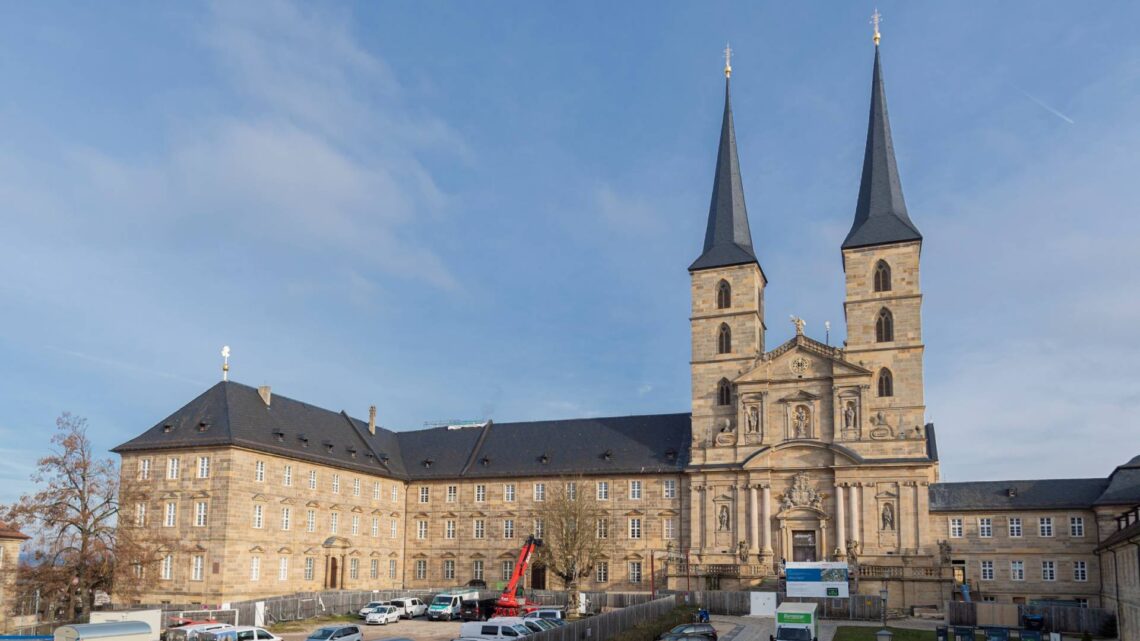 Die Westfassade von St. Michael. Quelle: Bürgerspitalstiftung, Lara Müller