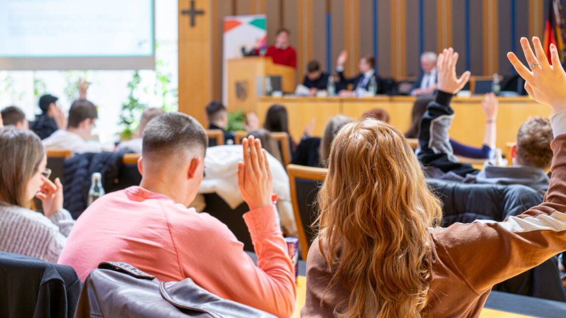 Abstimmung im Jugendkreistag (Symbolbild) (Quelle: Landratsamt Bamberg)