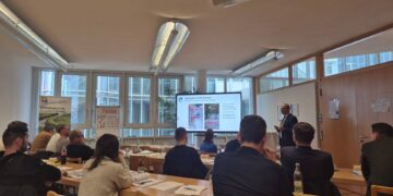 Kommunale Starkregen- und Hochwasservorsorge 13 Fachvortrag zur Starkregen- und Hochwasservorsorge im Rahmen des Inhouse-Seminars. (Quelle: Landratsamt Bamberg/Rittmeier)