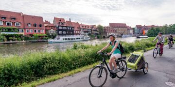 Übernachtungszahlen in Bamberg 2025 leicht rückläufig 14 Regnitzradweg durch Bamberg (Quelle: Landratsamt Bamberg/Hammrich)