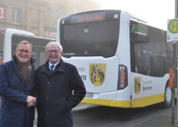 Neues ÖPNV-Konzept: Stadt und Landkreis Bamberg ziehen an einem Strang 13 Landrat Johann Kalb und Oberbürgermeister Andreas Starke gehen von einem deutlich attraktiveren und effizienteren ÖPNV aus. (Foto: Pressestelle Landratsamt Bamberg)