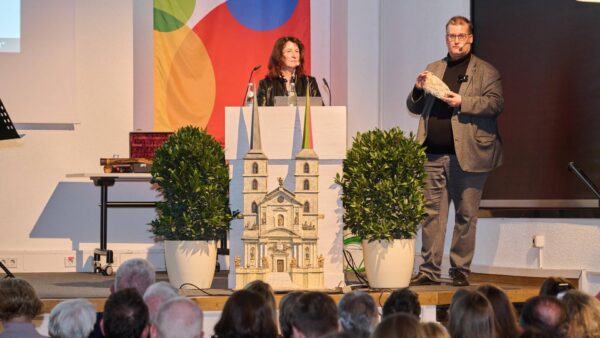 VHS Bamberg startet mit starkem Zeichen für Bildung ins neue Semester 11 VHS Bamberg startet mit starkem Zeichen für Bildung ins neue Semester 1