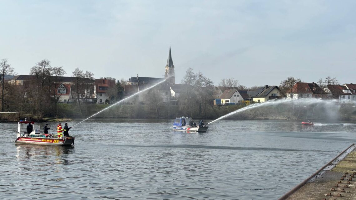 Bamberg trainiert den Ernstfall auf dem Wasser 10 PPOFR Übung Wasserschutzpolizei. Quelle: Polizei Bayern