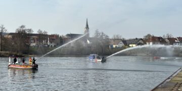 Bamberg trainiert den Ernstfall auf dem Wasser 1 PPOFR Übung Wasserschutzpolizei. Quelle: Polizei Bayern