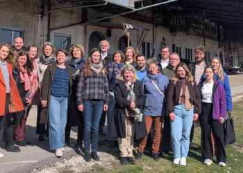 Bamberg treibt Zusammenarbeit historischer Städte voran 18 Die Arbeitsgemeinschaft Historische Städte kam zu
ihrer Frühjahrstagung in Regensburg zusammen. Quelle: Arbeitsgemeinschaft Historische Städte