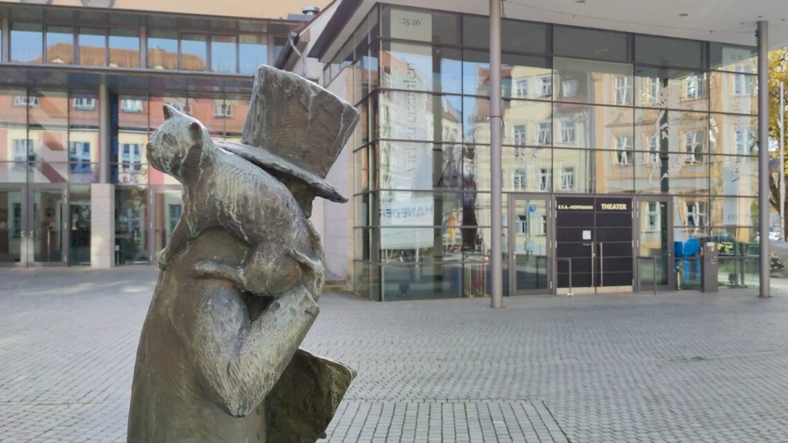 Mit dem Fahrrad durchs Hoffmann-Jahr in Bamberg 10 Die 'Bamberg on tour' am Sonntag, 3. Mai, widmet sich E.T.A.
Hoffmann, der von 1808 bis 1813 in Bamberg lebte.
Foto: Dominik Huß