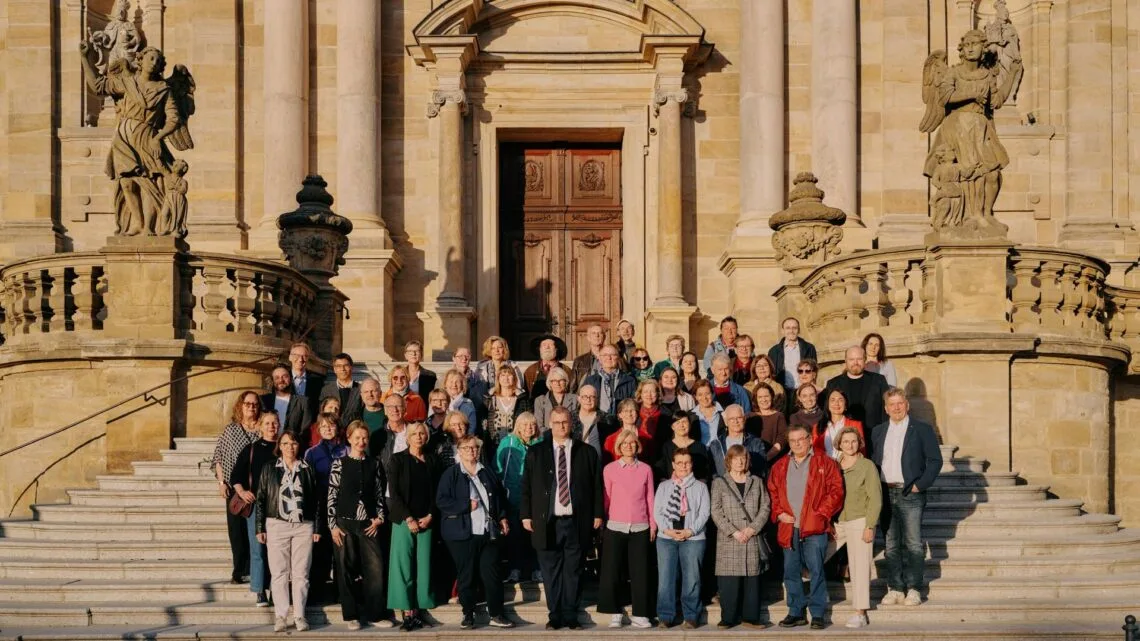 Diese Gästeführerinnen und Gästeführer wurden für
die Führungen durch die Kirche St. Michael intensiv geschult. Quelle: Bürgerspitalstiftung Bamberg, Lara Müller