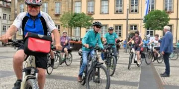 STADTRADELN 2026 startet mit großer Auftakttour in Bamberg 12 Am 15. Juni 2026 fällt am Maxplatz wieder der offizielle Startschuss für
das STADTRADELN 2026 in Stadt und Landkreis Bamberg. Quelle: Stadt Bamberg, Sebastian Martin