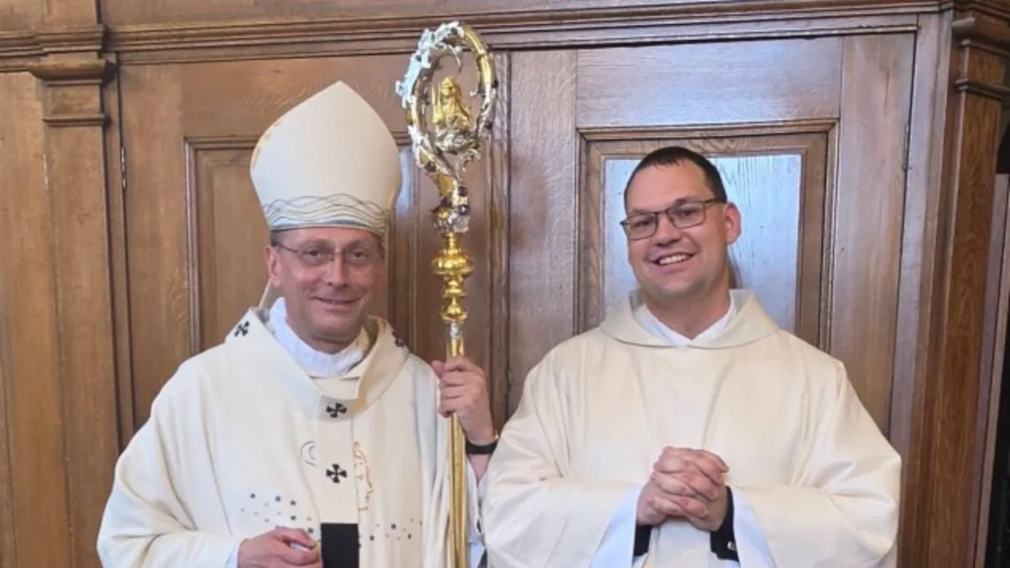 Erzbischof Gössl weihte Daniel Hartmann im Bamberger Dom zum Priester.
© Heinrichsblatt/Andreas Kuschbert