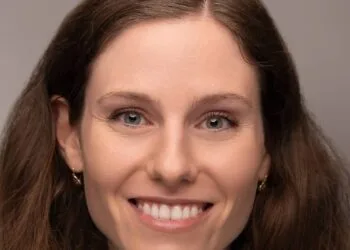 Johanna Hartung wird mit ihrem Forschungsprojekt „WELLCOG“ von der Deutschen Forschungsgemeinschaft im Rahmen des renommierten Emmy-Noether-Programms gefördert./Quelle: Roxanne Alabastro/Alabastro Photography