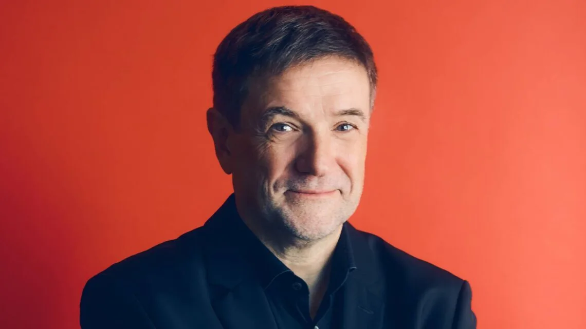 Markus Orths liest aus seinem neuen Roman in Bamberg 10 Neben seinen Erzählungen und Romanen veröffentlicht Markus Orths auch Hörspiele und Kinderbücher. Quelle: Urban Zintel