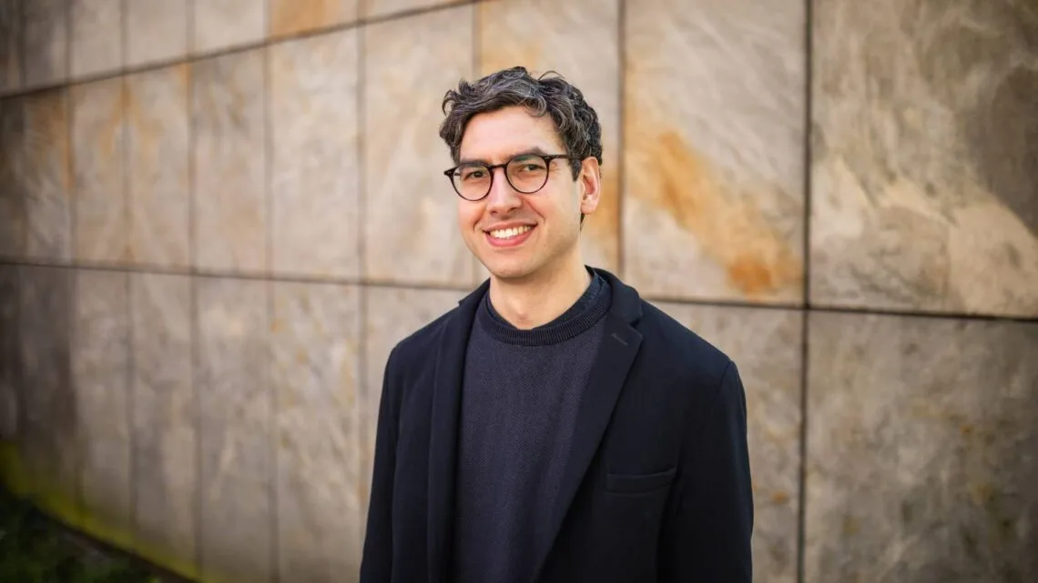 Bamberger Soziologe kritisiert geplante Verschärfungen bei Krankmeldungen 10 Marvin Reuter ist Juniorprofessor für Soziologie, insbesondere Arbeit und Gesundheit an der Universität Bamberg. Foto: Benjamin Herges / Universität Bamberg
